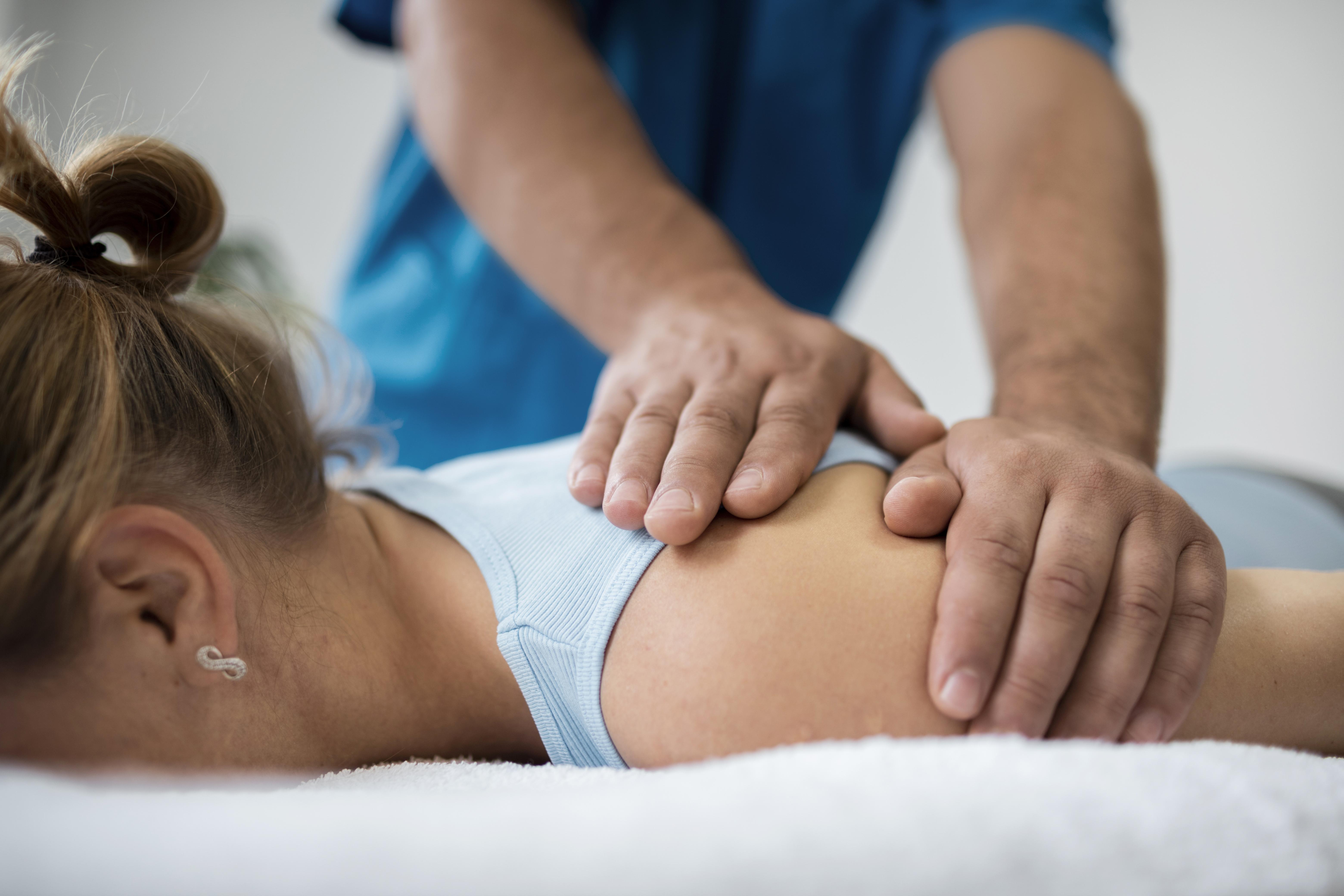 <br />
<b>Warning</b>:  Undefined property: stdClass::$title in <b>/var/www/vhosts/physio-flueck.ch/httpdocs/modules/mod_uk_pricetable/tmpl/default.php</b> on line <b>32</b><br />
